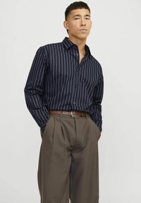 Jack & Jones PREMIUM JPRBLABUSHWICK STANLEY - Srajca - naval academy