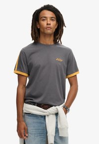 Superdry & Co ESSENTIAL RETRO STRIPED  - T-shirts print - graphite black
