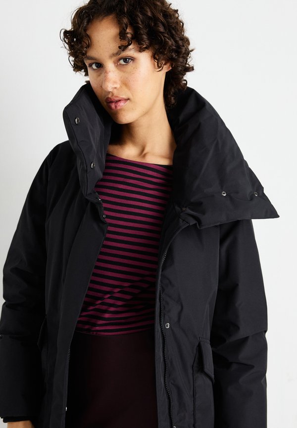VMRIKKE LONG COAT - Down coat3