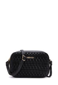 Borsa in ecopelle nera con texture trapuntata, dotata di hardware dorato e tracolla removibile. Forma rettangolare con chiusura a zip.