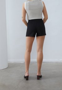 Anna Field Shorts - black