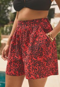 Next PULL ON  - REGULAR FIT - Bas de bikini - red animal