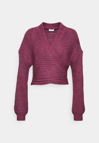 Pull court tricoté violet profond style cache-cœur avec manches longues bouffantes et texture côtelée, présenté sur fond blanc.