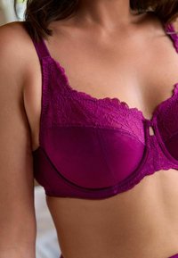 Next 3 PACK - Merevítős melltartó - plum purple teal blue light pink