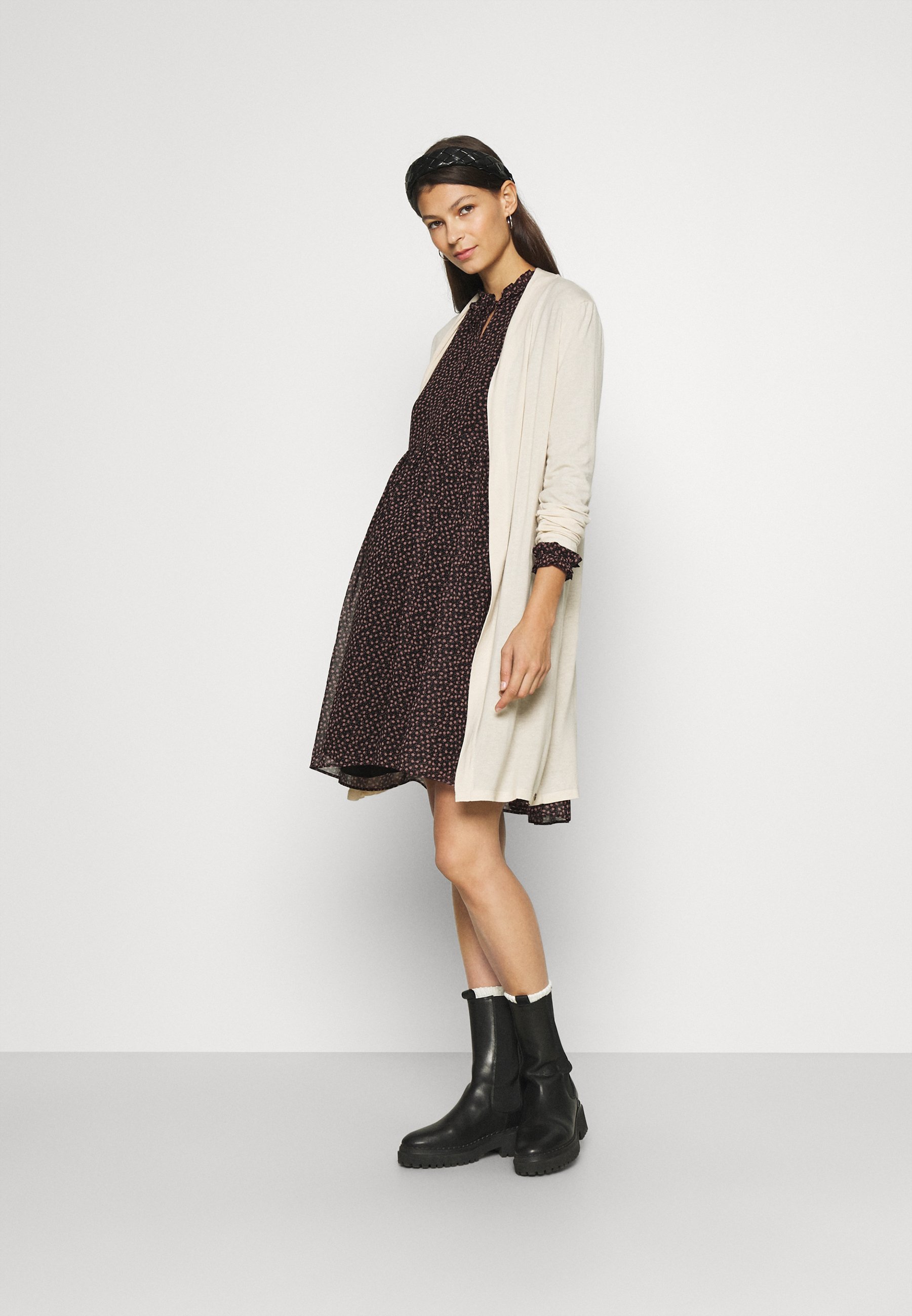 Pietro Brunelli MATILDE NURSING - Kasdienė suknelė - rose alyssum/pilka -  Zalando.lt