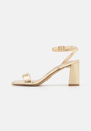 Steve Madden LUXE  - Páskové sandály  - gold