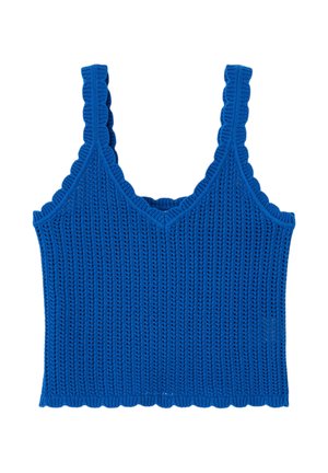 Top court tricoté bleu sans manches avec bords festonnés et motif texturé côtelé, avec un décolleté en V.