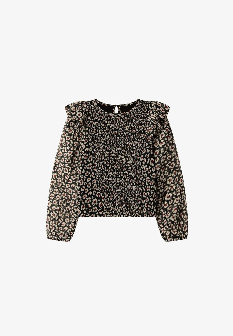 Blomstret bluse med sort baggrund, rynkede skuldre, smocket krop og lange puffede ærmer i et blandet mønster af creme, rød og grøn.