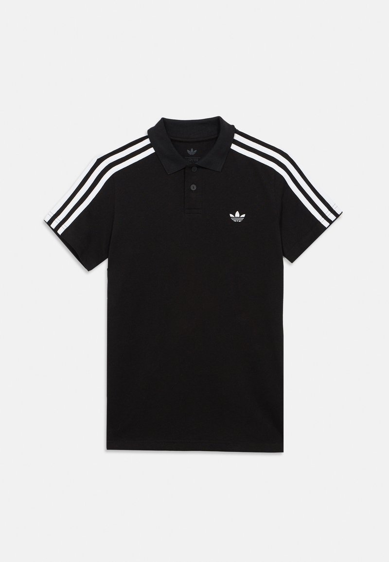 Μαύρο πόλο πουκάμισο από βαμβάκι με γιακά, που διαθέτει τρεις λευκές ρίγες σε κάθε ώμο και μικρό λευκό λογότυπο στο στήθος.