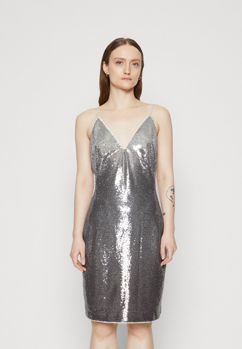 Guess - GRAZIA HOMBRÈ SEQUIN - Koktélruha / Partiruha - gun metal, Nagyítás