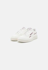 Reebok Classic CLUB C UNISEX - Sapatilhas - chalk/classic maroon /stucco