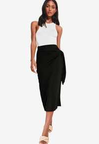 Lipsy TIE WAIST MIDI - REGULAR FIT - Wikkelrok - black