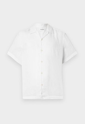 Camisa de linho branca de mangas curtas com gola e cinco botões de cor clara na frente; textura suave e corte descontraído.