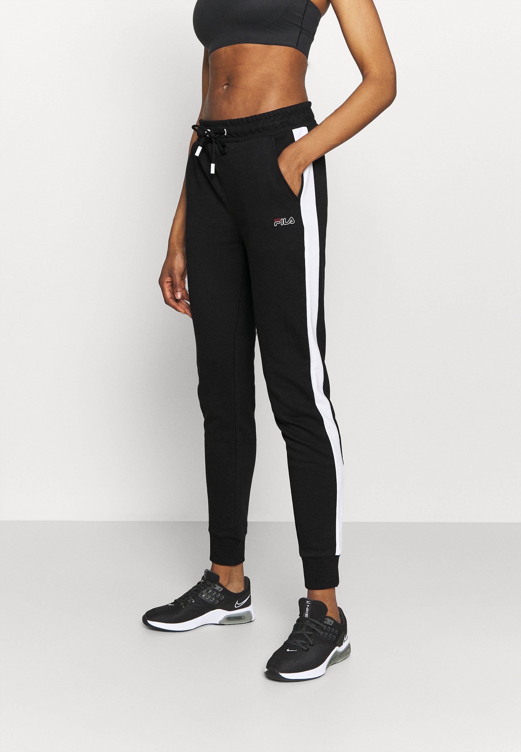Fila LAKI PANTS - Pantaloni sportivi - black/bright white/nero - Zalando.it