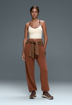 OYSHO, COMFORTLUX CONTRAST STRAP TANK TOP - Haut - pale ecru