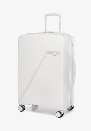 Valise rigide blanche avec un motif texturé en diagonale, quatre roulettes doubles pivotantes, une poignée télescopique, une poignée latérale et une étiquette de marque "Wittchen."
