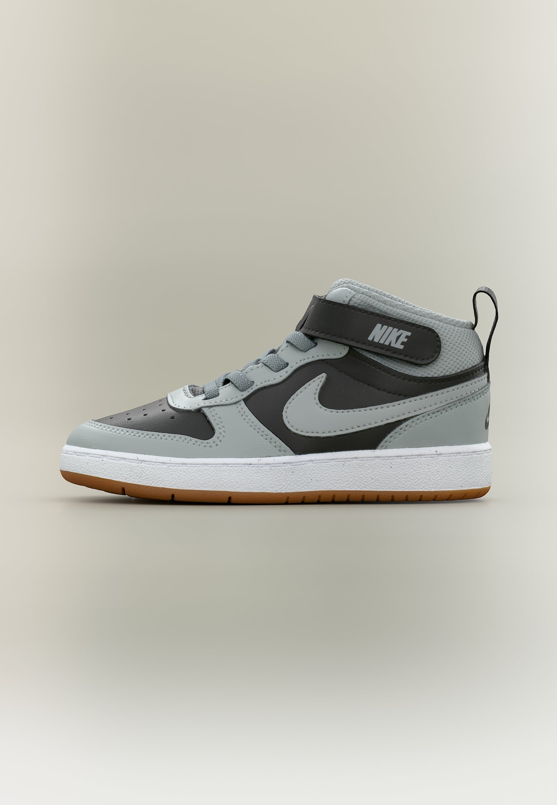 nike high tops for youth