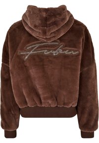 Haut en fourrure synthétique marron, cropped, avec une capuche à cordon de serrage, des poignets et un ourlet côtelés, arborant un logo en rhinestones argentés au dos.