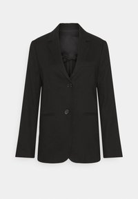 Blazer noir à manches longues, col à revers crantés, fermeture devant à un bouton, deux poches avant, et détails de couture minimaux. Texture de tissu lisse.