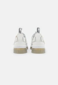Dr. Martens PEARSON - Sandaalid - white