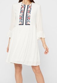 Pieces Denní šaty - off-white