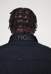 Tommy Hilfiger Chaqueta de invierno - dark blue