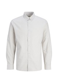 Camisa de botones en gris claro con finas rayas blancas. Mangas largas, cuello estándar y un dobladillo recto con un ajuste relajado. Diseño clásico.