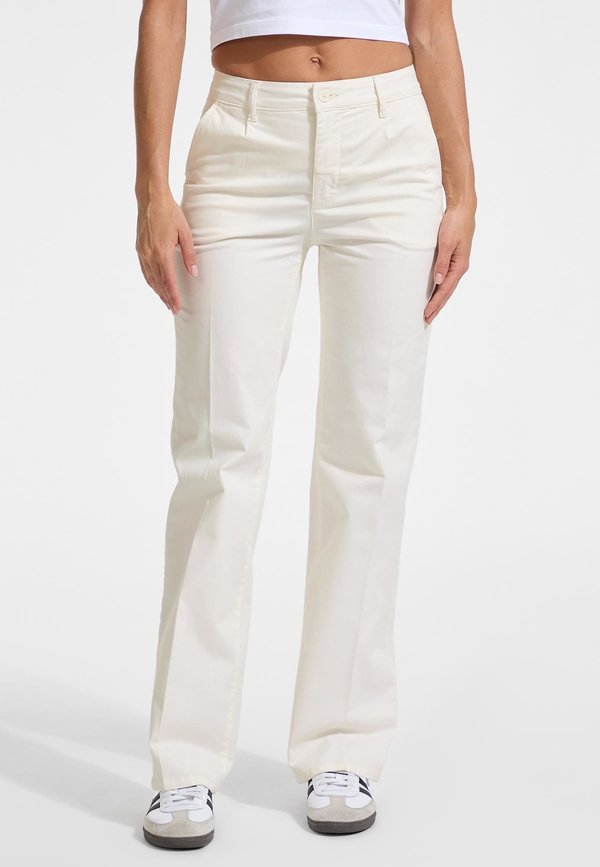 STRAIGHT LEG - Stoffhose - weiß