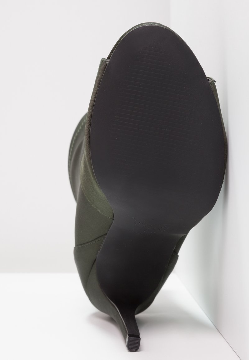 New Look Bottines à talons hauts khaki/kaki (Seconde main