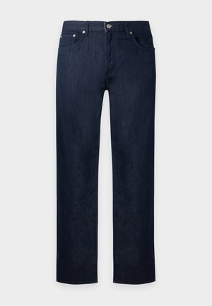 Jean droit en denim bleu foncé avec bouton et fermeture éclair à l'avant, passants de ceinture et design à cinq poches sur un fond clair uni.
