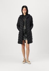 VILA VIMANYANA PUFFER - Viegla jaka - black