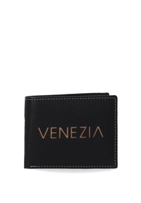 Zwarte leren portemonnee met een textuur in het oppervlak, witte stiksel en het reliëfwoord "VENEZIA" in goud op de voorkant.