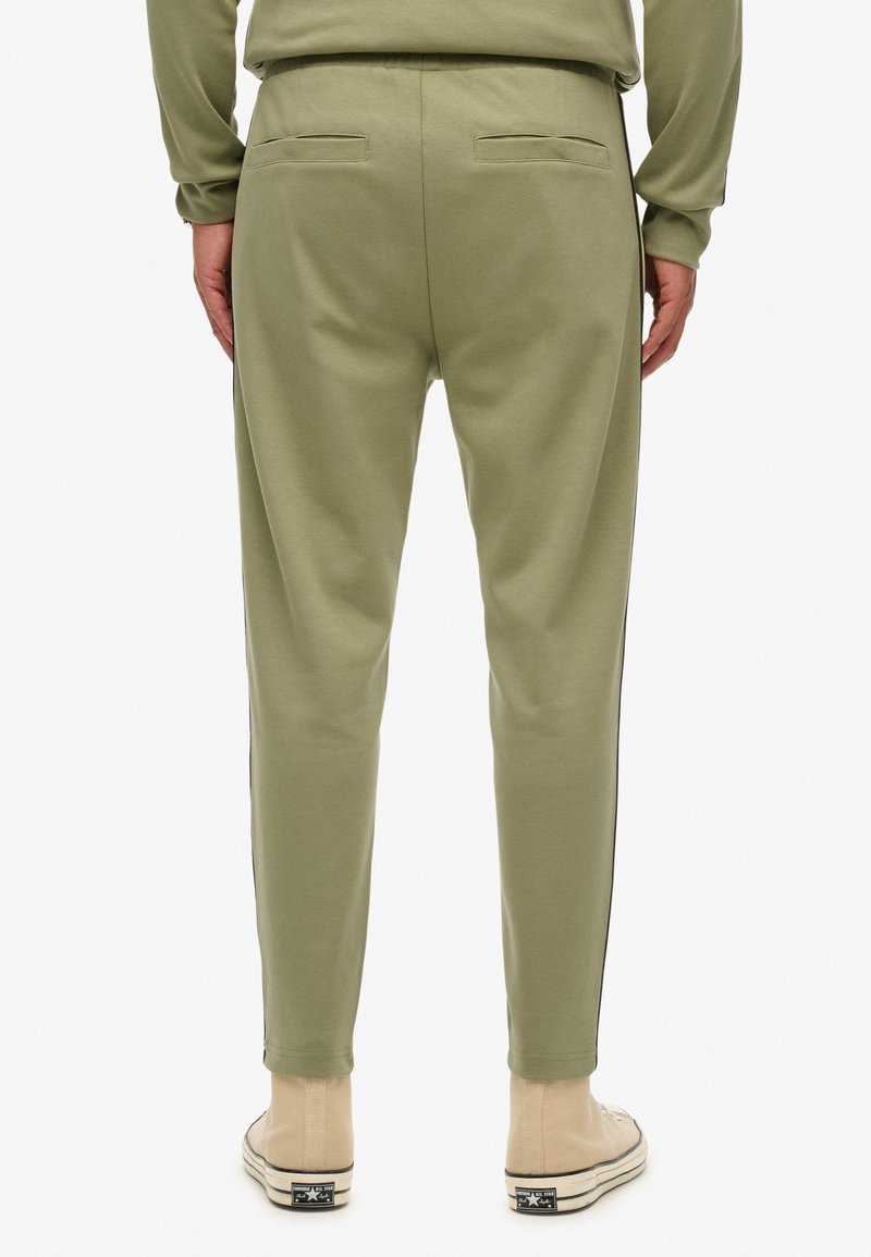 Superdry Co TECH CULT JOGGER Tracksuit bottoms oil green