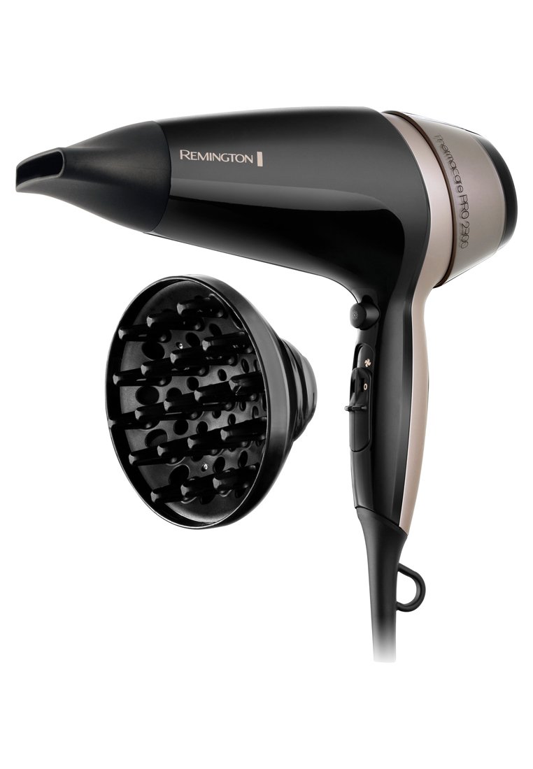 Asciugacapelli Remington nero e beige con beccuccio concentratore attaccato e diffusore separato, etichettato ThermaCare Pro 2300.