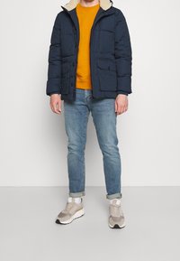 GAP Bluza