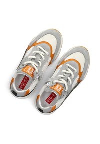 Gray and orange sneakers with a mesh upper, suede accents, white laces, and a rubber outsole. Features a logo label on the tongue.