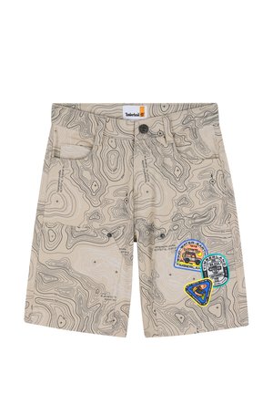 Shorts beiges avec motif topographique, cinq poches et trois patches colorés. Dotés d'une fermeture à bouton et de passants pour ceinture.