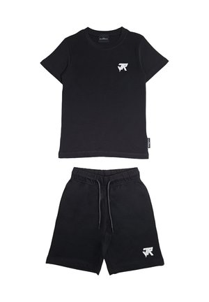 Set per bambini composto da t-shirt nera a maniche corte e pantaloncini con coulisse, con logo JR bianco sul petto a sinistra e sulla gamba sinistra.