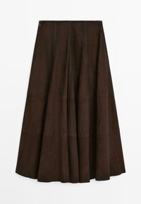 Bruine suède midi-rok met een uitlopende zoom, verticale naden en een ritssluiting aan de zijkant.