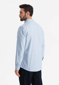 Ombre Košile - light blue
