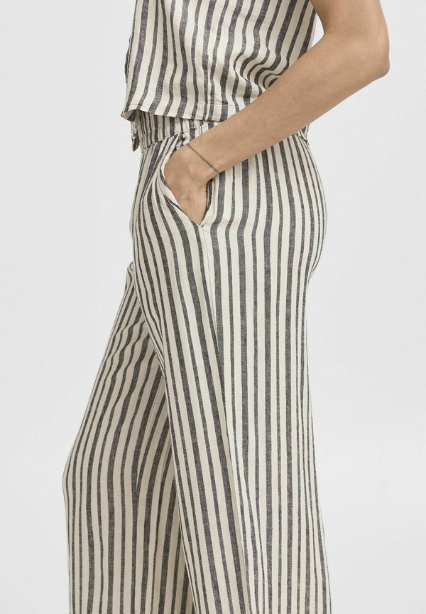 BYFalakka - Trousers - rainy day stripe mix4