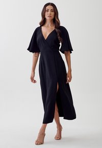 TUSSAH ABIGAIL MIDI - Denné šaty - black