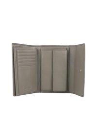 Portafoglio grigio in pelle con più scomparti per carte e un vano centrale, caratterizzato da linee pulite e una texture morbida, cuciture dettagliate e chiusura a scatto.