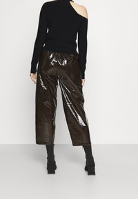 Abercrombie & Fitch Sweter