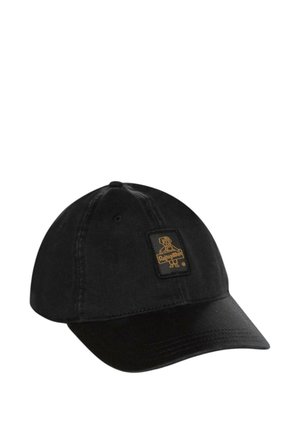 Cappello da baseball nero con visiera curva e una piccola toppa con logo di cane dorato e testo sul pannello frontale.