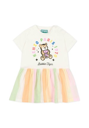 Vestito bianco per bambini con maniche corte, gonna a righe multicolori e una tigre sorridente che beve bubble tea con il testo "Kenzo Paris 1970" sopra.