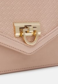 Forever New Borsa a tracolla - nude
