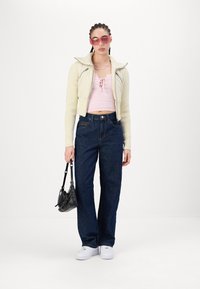 BDG Urban Outfitters KNOCKOUT BABY - Hosszú ujjú felső - light pink