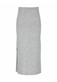 Jupe midi en maille gris clair avec taille haute et fente latérale à gauche, coupe droite, texture unie.