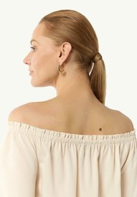 comma CARMEN beżowy